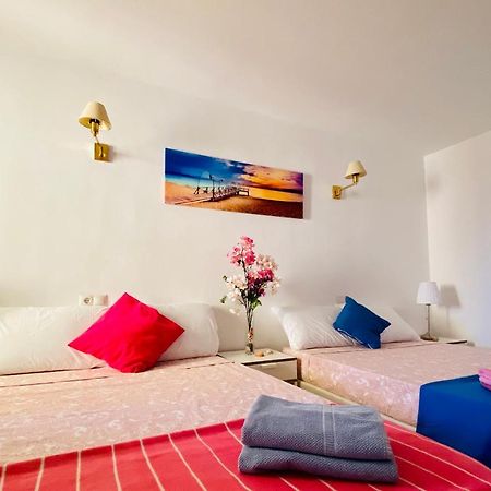 Fresh And Modern Delux Apartment In 1 Min From The Beach! Fuengirola Exterior photo